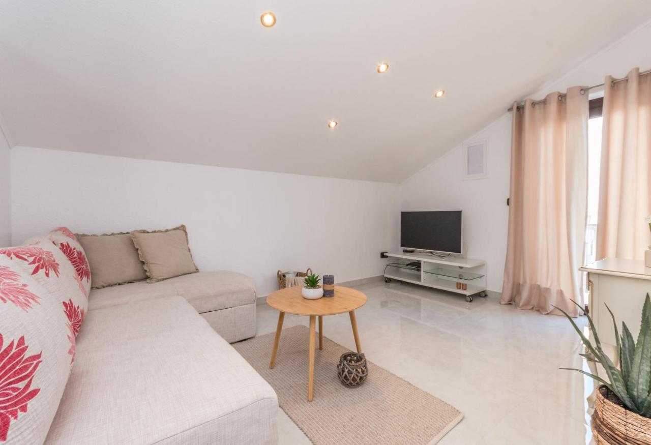 Mustel Travel Apartments 斯维蒂佩塔 外观 照片